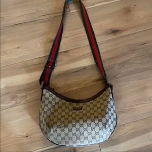 AUTHENTIC Gucci Crossbody priced to sell!